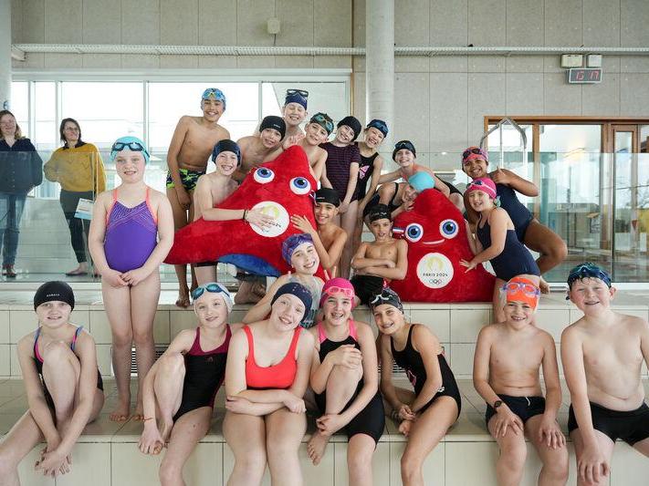 SOP 2024, semaine olympique et paralympique, initiation au waterpolo à la piscine d'Herlies